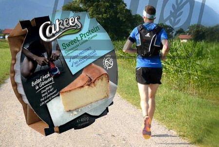 Proteinowy sernik malinowy